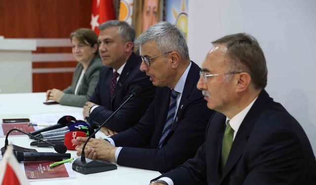 Sağlık Bakanı Memişoğlu: "Gelişmiş ülkelerin hayal bile edemeyeceği bazı şeyleri yaptık"
