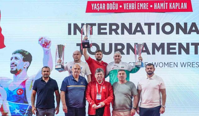 Uluslararası Yaşar Doğu, Vehbi Emre ve Hamit Kaplan Turnuvası sona erdi