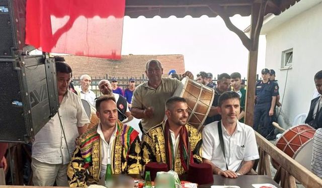 SİYASET