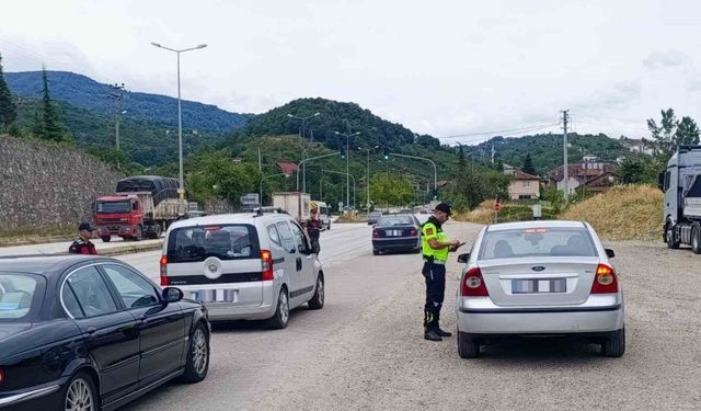 2 bin 44 araç sürücüsüne cezai işlem uygulandı