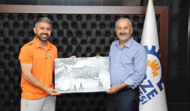 Başarılı karatecilerden Başkan Büyükgöz’e ziyaret