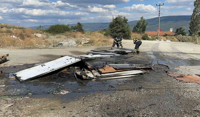 Çöpte çıkan yangın korkuttu