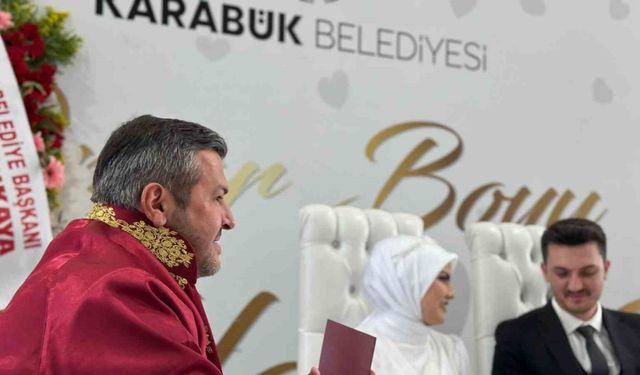 Karabük Belediyesi evliliğe adım atan gençlere desteğini sürdürüyor