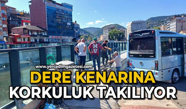Dere kenarına korkuluk takılıyor