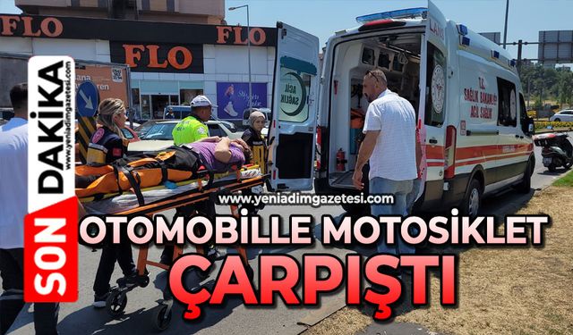 Otomobille motosiklet çarpıştı