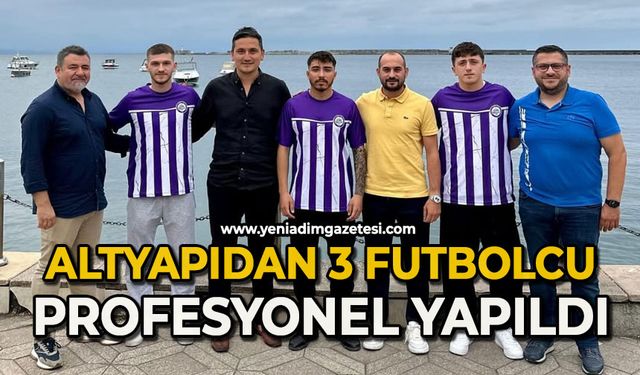 Altyapıdan 3 futbolcu profesyonel yapıldı