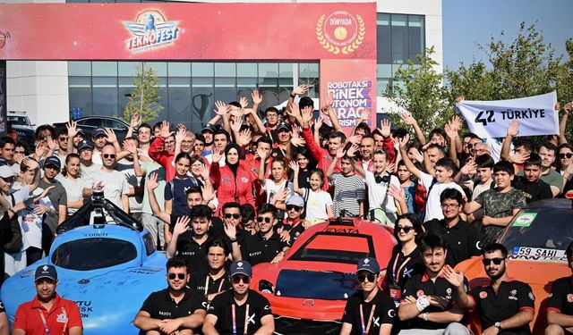 Bakan Kacır’dan TEKNOFEST’e 7’den 77’ye davet
