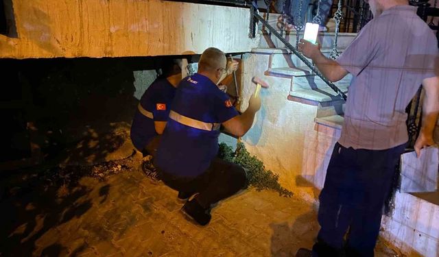 Doğal gaz borusu patladı, mahalleyi gaz kokusu sardı