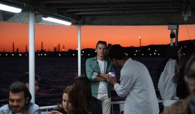 Gençler kariyer yolculuğuna mehtap molası verdi