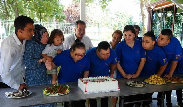 Kusursuz Kafe 9 yaşında
