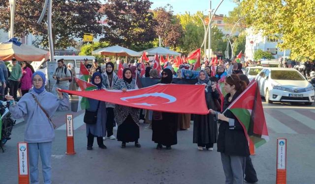 Bartın’da Sumud filosuna destek yürüyüşü