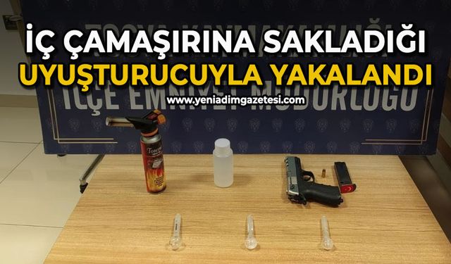 İç çamaşırına sakladığı uyuşturucuyla yakalandı