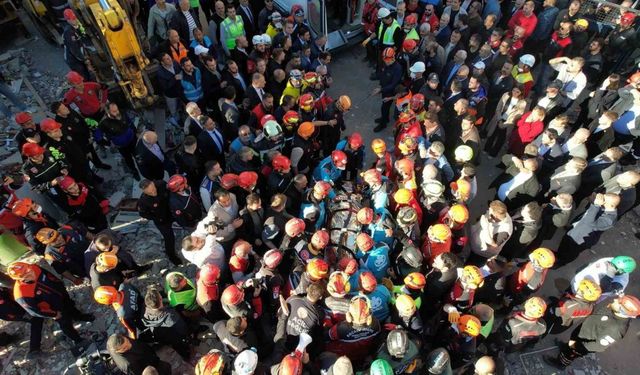 Bakan Yardımcısı Aktaş: "Dilara’yı sağ olarak çıkardık, iletişim kurabiliyor"