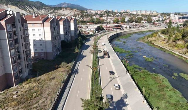 Cadde trafiğe açıldı
