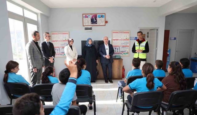 Darıca’da 25 bin çocuğa uygulamalı trafik eğitimi verildi