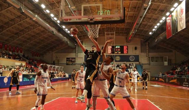 Kocaeli BŞB Kağıtspor: 65 - Konya Büyükşehir Belediyesi: 75