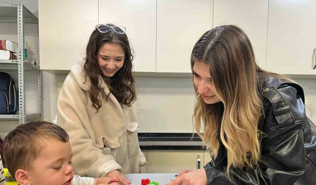 Şifa oyuncakları ve Oyun ablam projeleriyle minik kalplere dokundular