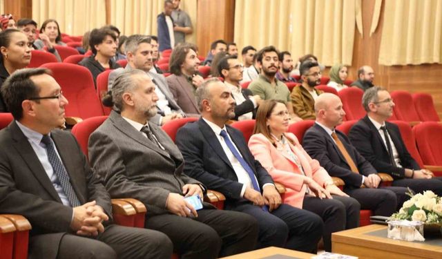 BARÜ yapay zekâ eğitimleriyle dijital dönüşüme katkı sunuyor