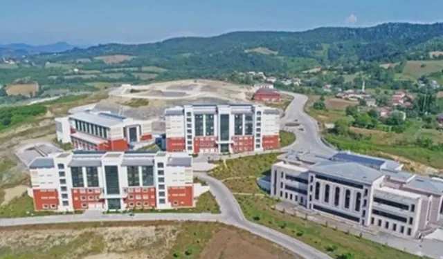 Bartın Üniversitesi’nde "Yapay Zekâ Uygulamaları Eğitimi" kapanış töreni gerçekleştirildi