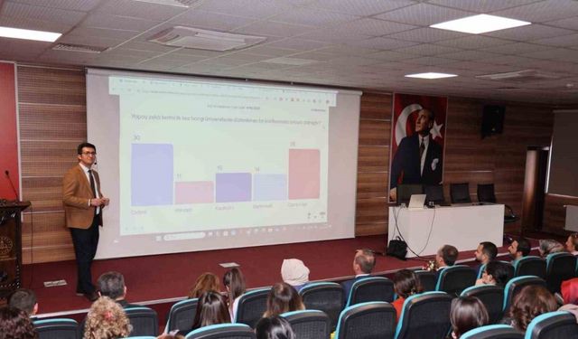 KBÜ’den öğretmenlere "Yapay Zekâ ile Yabancı Dil Öğretimi" semineri