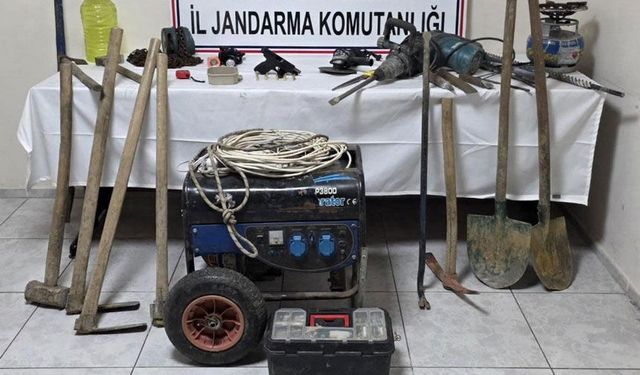 Define avcılarına suçüstü: 2 gözaltı