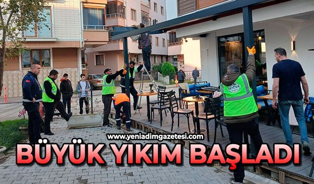 Büyük yıkım başladı