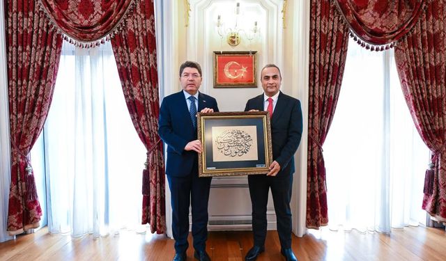 Rektör Akkaya, uluslararası başarıları anlattı