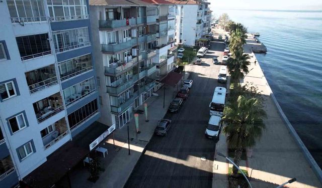 Gölcük Halıdere Sahil Caddesi yenileniyor