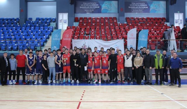 Okul Sporları Gençler Basketbol Müsabakaları Tamamlandı