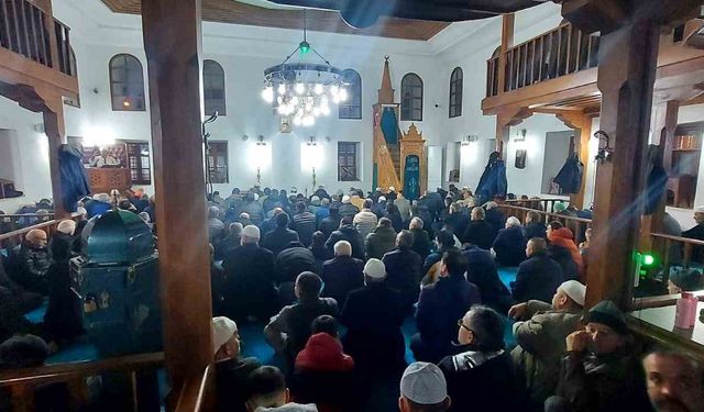 Regaip Kandili coşku içerisinde idrak edildi