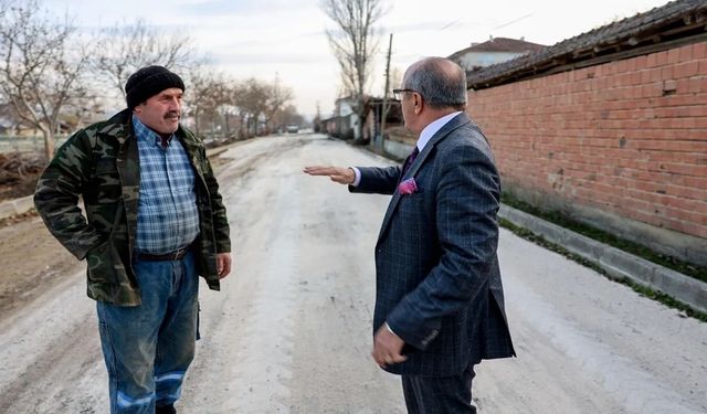 Yol yapım ve çevre düzenleme çalışmalarına aralıksız devam ediyor