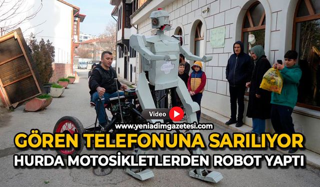 Gören telefonuna sarılıyor: Hurda motosikletlerden robot yaptı