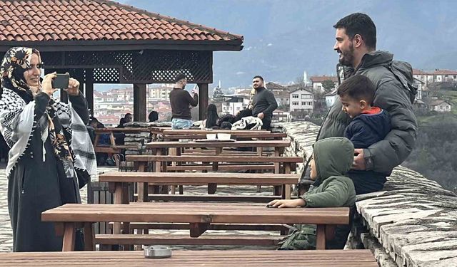 Ara tatilin son günlerinde tarihi ilçede hafta sonu hareketliliği