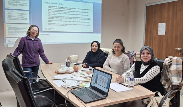 Gebe okulu programları devam ediyor