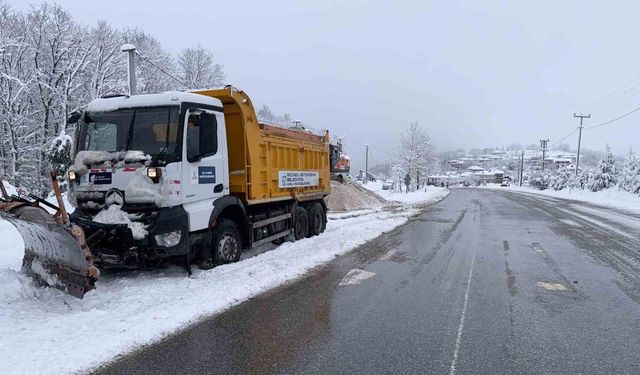 Kar mesaisi devam ediyor