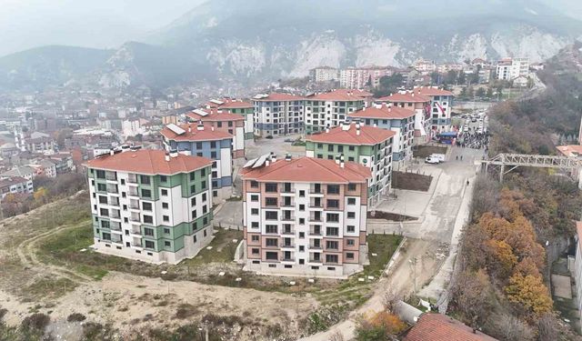 Yüzyılın Konut Projesi'nde 18 bin 130 kişi kura heyecanı yaşayacak