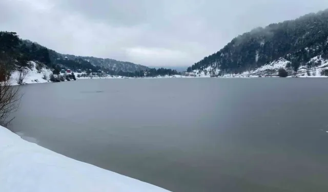 Çubuk gölü buz tuttu