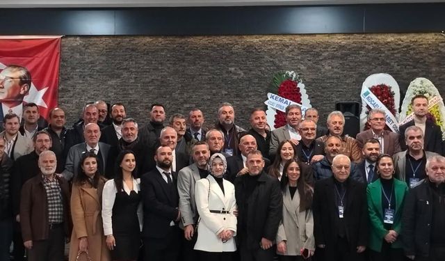 Esnaf ve Sanatkarlar Odası'nda Kadir Durmuş güven tazeledi