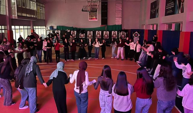 Gençler müzik dolu bir gün yaşadı