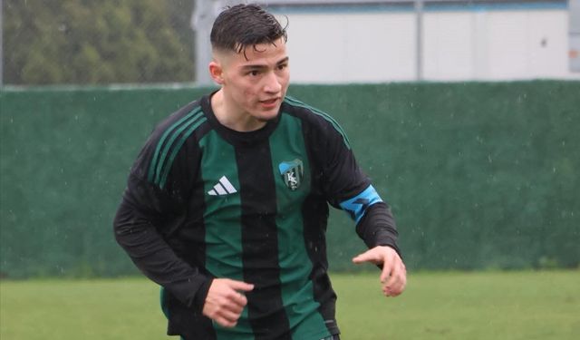 Kocaelispor, Mustafa Ege Bilim'i Yalova'ya kiraladı