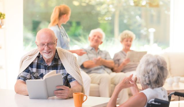 Yaşlı ve Hasta Bakım evi