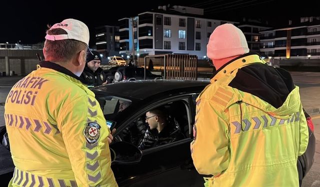 Bir haftada 100 şüpheli ve 19 düzensiz göçmen yakalandı