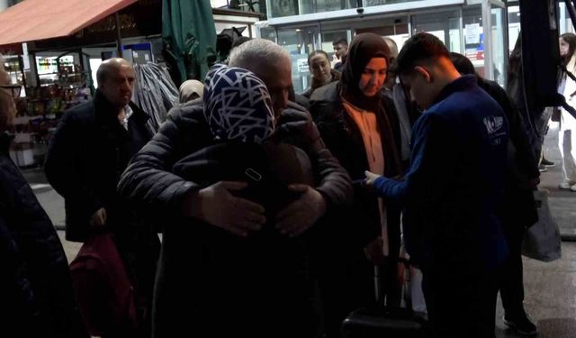 Bolu Otogarı'nda dönüş yoğunluğu başladı