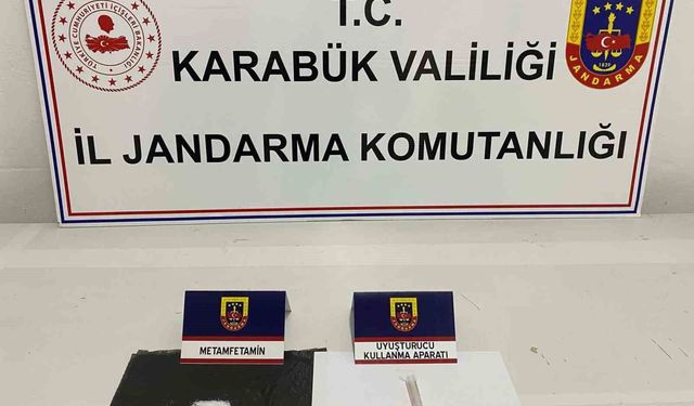 Jandarmadan uyuşturucu operasyonu: 3 şüpheli yakalandı