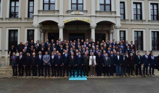 Protokol bayramlaştı