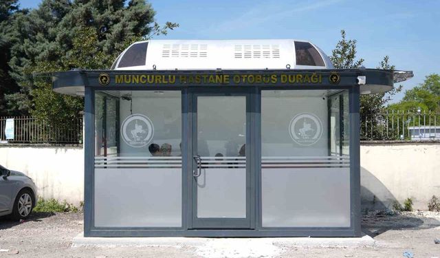 7. akıllı durak hastane önüne konuldu