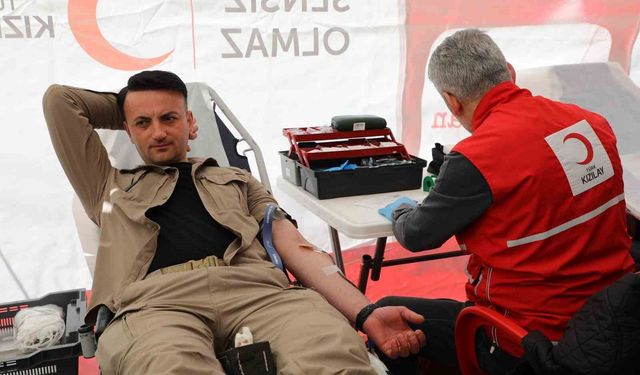 BARÜ'de kan bağışı kampanyası yoğun katılımla tamamlandı