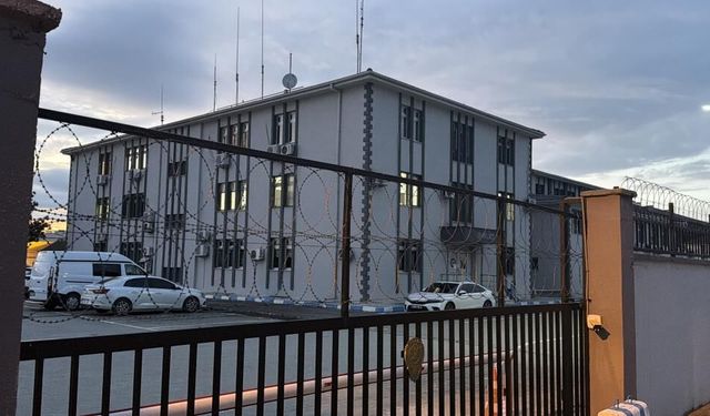 Gözaltına alınan Akçakoca Belediye Başkanı Fikret Albayrak Düzce'ye getirildi