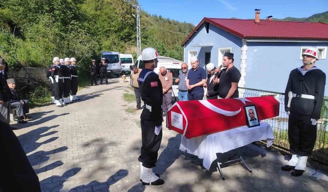 Kıbrıs Gazisi son yolculuğuna uğurlandı