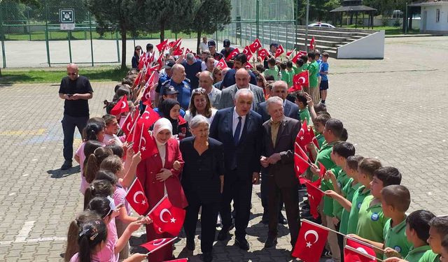 Düzce'de şehit ailesini duygulandıran salon açılışı